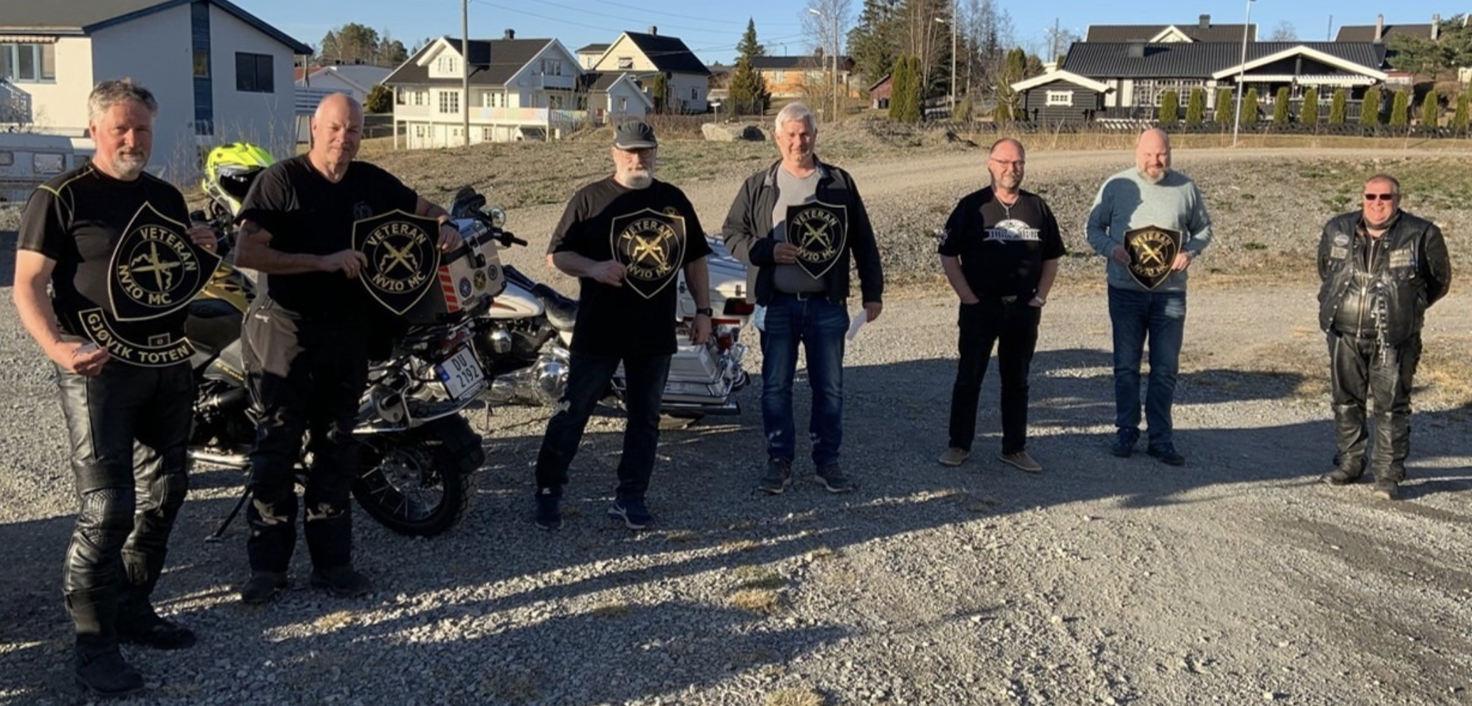 Felles ryggmerke for NVIOs MC-grupper