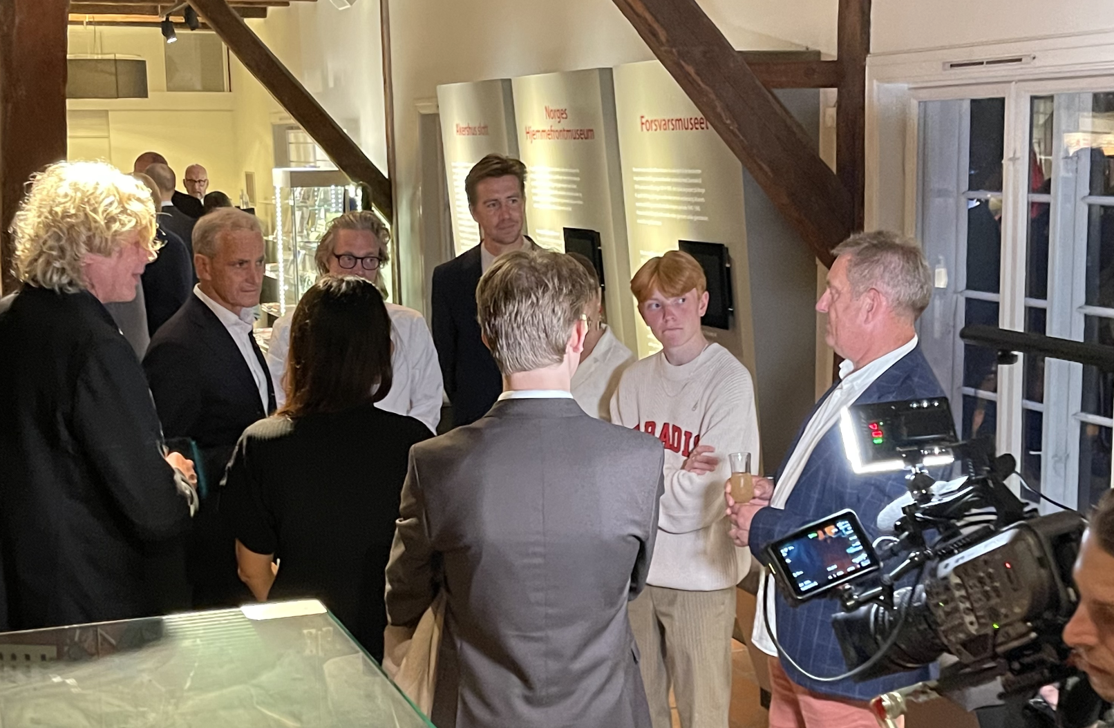 GS hjørne; filmpremiere og Arendalsuka